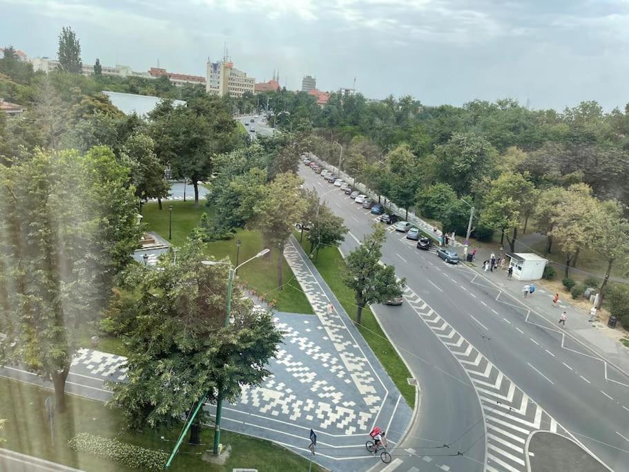 טימישוארה Apartment Superb Intr-O Locatie Premium מראה חיצוני תמונה