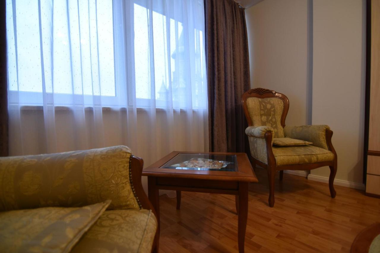 טימישוארה Apartment Superb Intr-O Locatie Premium מראה חיצוני תמונה